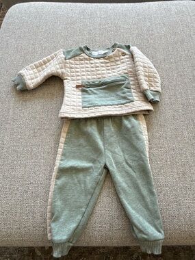Rachel Zoe Quilted Two-Tone Baby Sweatshirt & Jogger Set - Sage Green & Cream